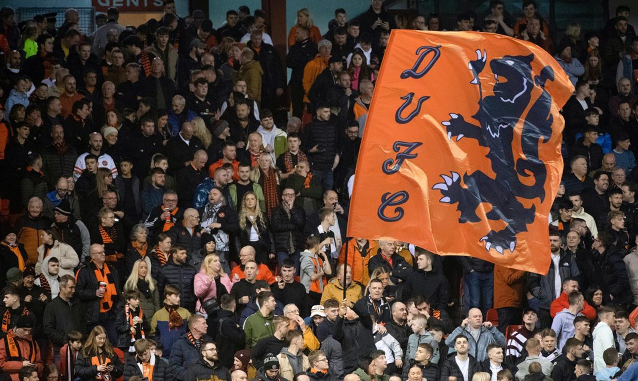 Dundee United fans at Pittodrie.