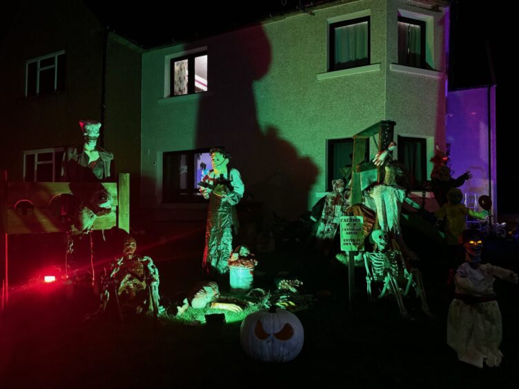 Kirriemuir Halloween house