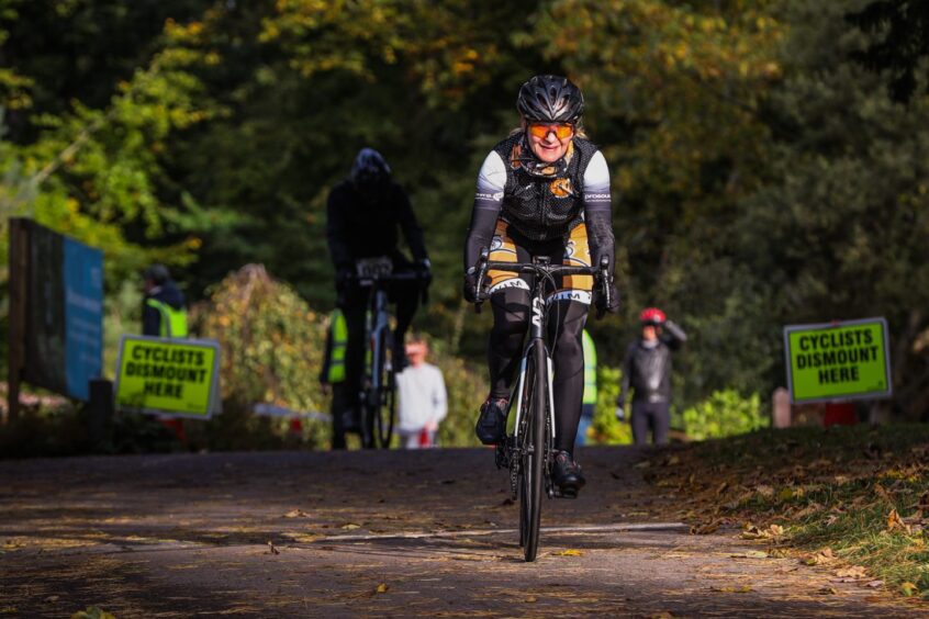 Cyclist at Montrose House of Dun duathlon.