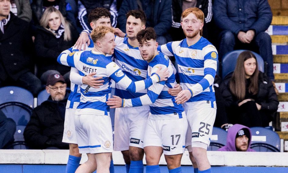 Morton celebrate victory over Raith Rovers.