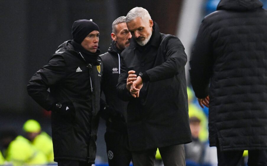 Jim Goodwin makes his point as 8 minutes are added on at the end.