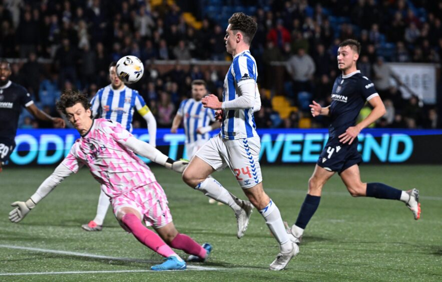 Jon McCracken denies Bobby Wales a last-gasp winner. Image: Rob Casey/SNS