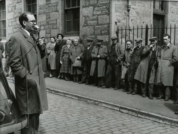 George Morgan Thomson addressing Dundee workers in a street in May 1955.