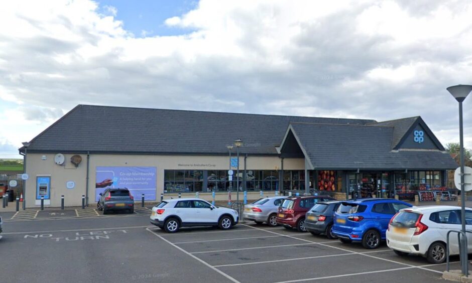 Co-op, Anstruther