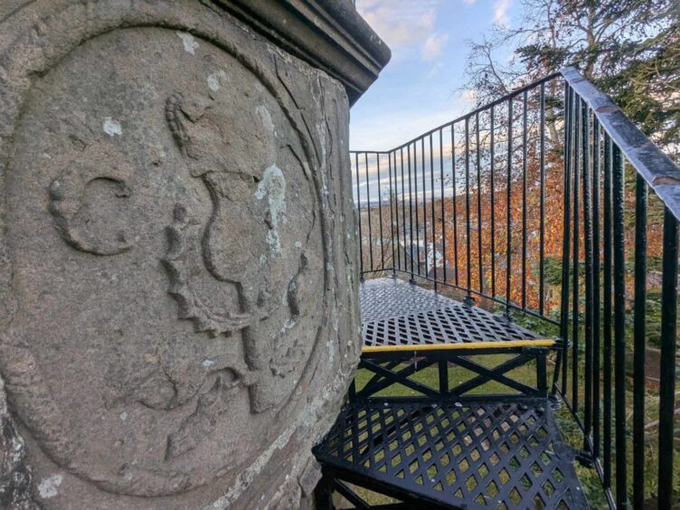 Stone carving on Castle Hill monument in Forfar. Image: Gayle Ritchie.