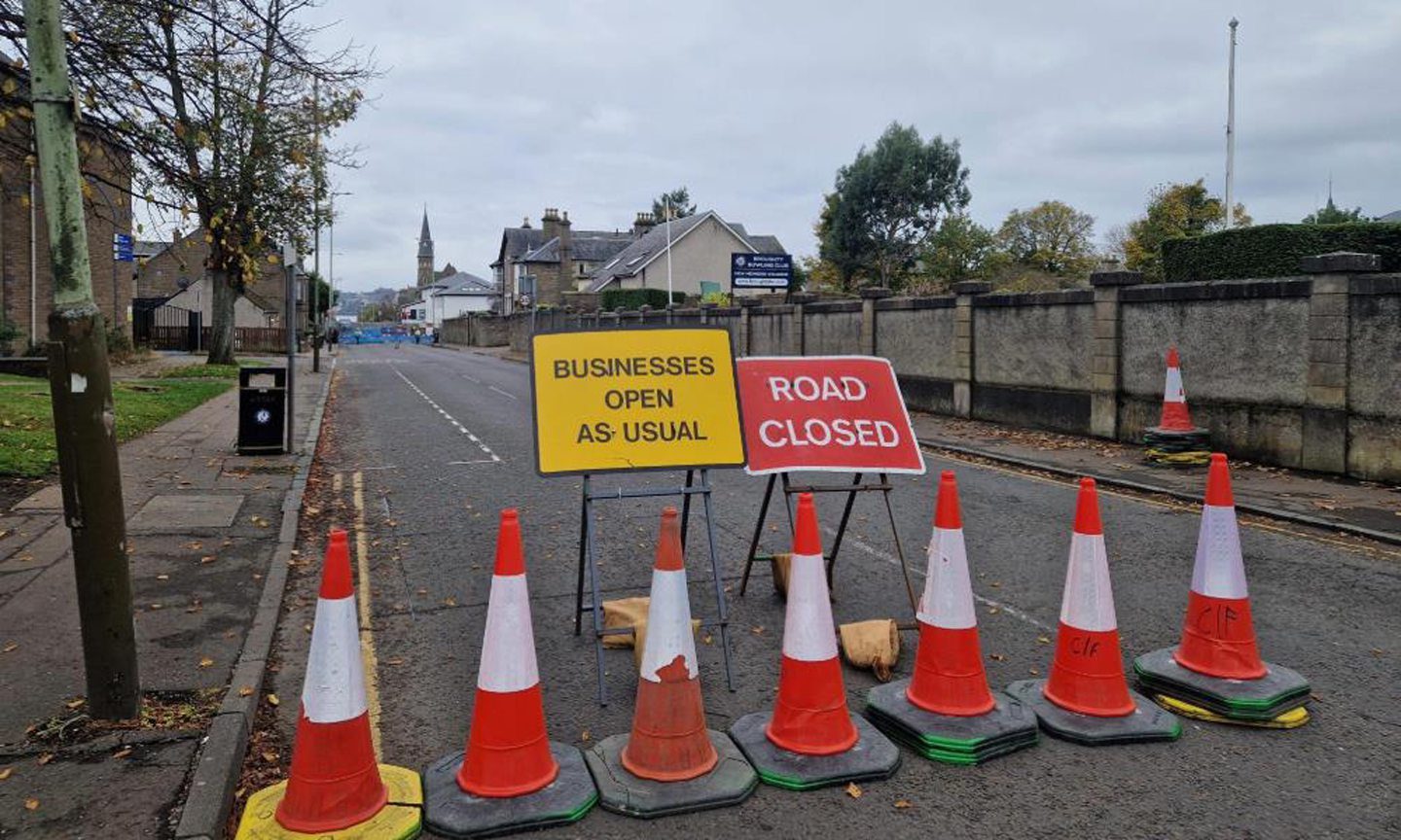 Road closed at Claypotts Road in Broughty Ferry