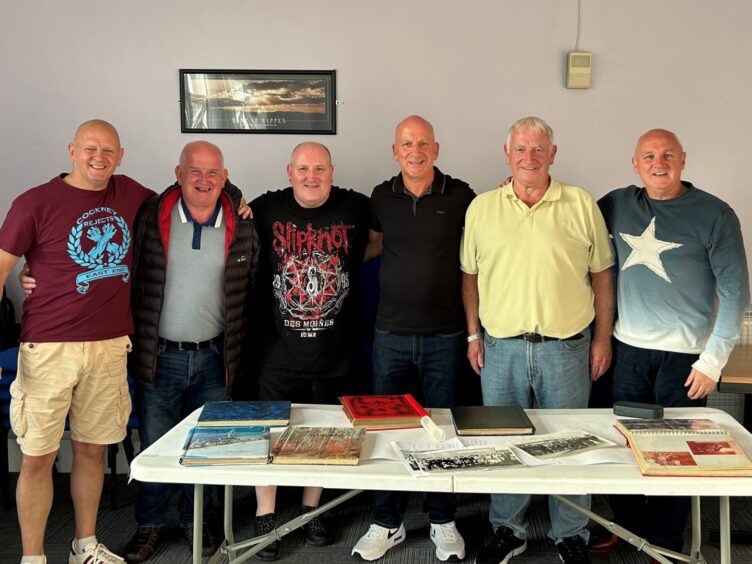 Charlie enjoying the recent Fintry Clubbie reunion with some old pals