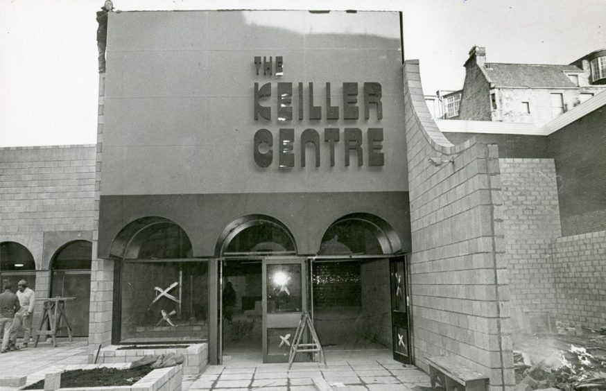 The front entrance to the Keiller Centre in November 1979, 