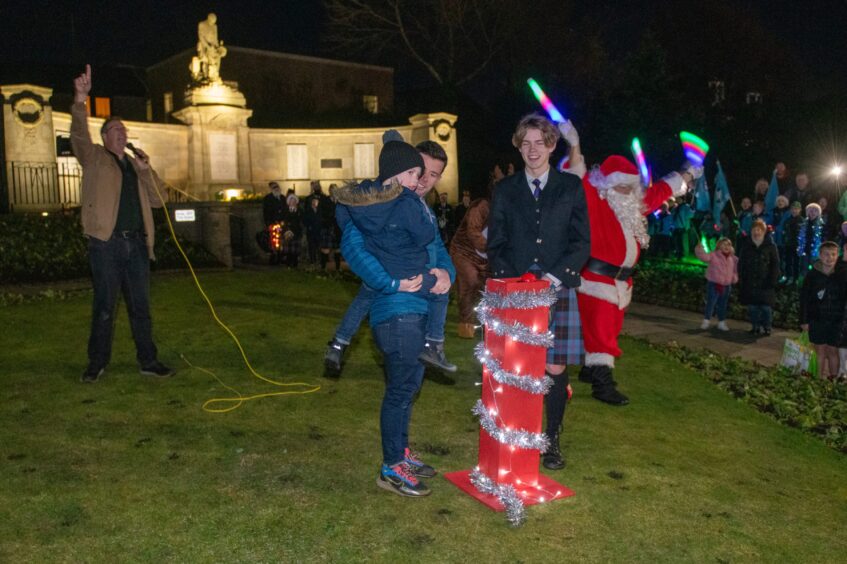 Carnoustie Christmas lights countdown.