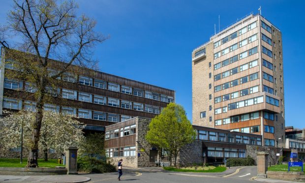 Courier News - Dundee - Andrew Farrell story - CR00***** - update for stock pic of Dundee University Tower Building. Picture shows; general view (GV) of the University of Dundee Tower Building, Perth Road, Dundee, 23rd April 2020, Kim Cessford / DCT Media.