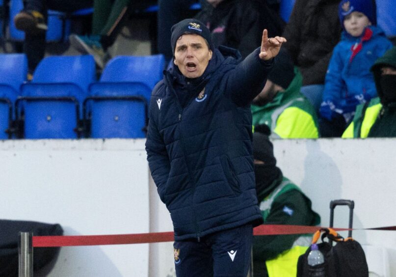 St Johnstone head coach Simo Valakari issues instructions during the defeat to Dundee. 