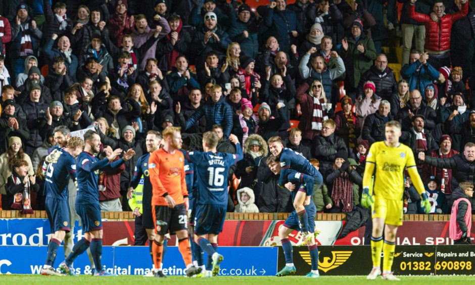 Hearts emerged victorious at Tannadice.