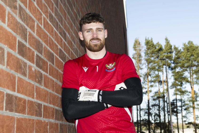 Andy Fisher at a photocall for his unveiling as a St Johnstone player.