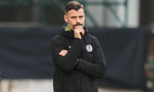 Stuart Kettlewell on the touchline at McDiarmid Park.