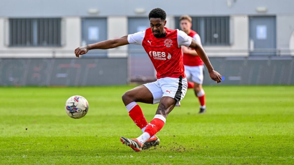 Imari Samuels in action for Fleetwood