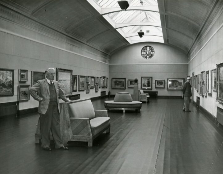 Interior of the Orchar Gallery in July 1960.