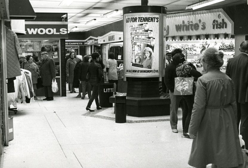 Shoppers in the Keiller Centre in Dundee in May 1985.