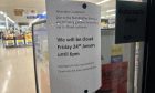 A sign on the Tesco at Dalgety Bay warning of the closure. Image: Neil Henderson/DC Thomson