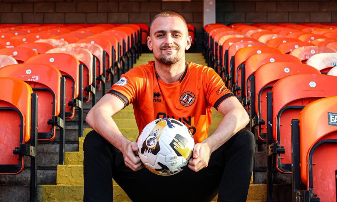 Lewis Fiorini eyes derby as Dundee United sign exMan City kid