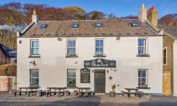 The Ship Inn, Limekilns, Dunfermline.