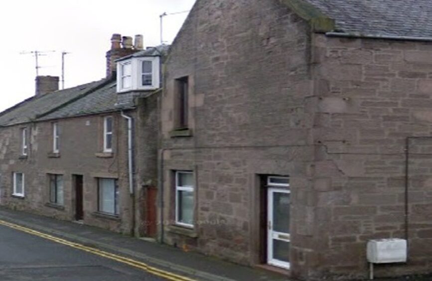 Damacre Road holiday flat in Brechin.