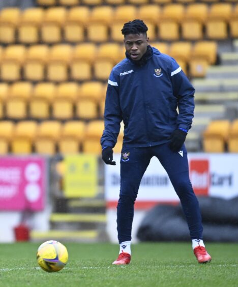 Jahmal Hector-Ingram warming up before a St Johnstone game.