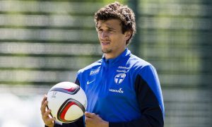 Roman Eremenko during a training session with Finland.