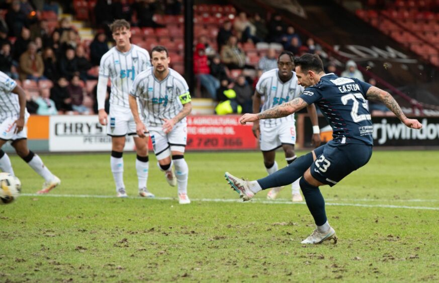 Dylan Easton scores Raith Rovers' opening goal from the spot. 