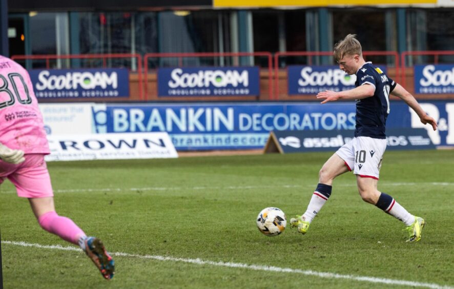 Lyall Cameron completes the scoring. Image: Mark Scates/SNS