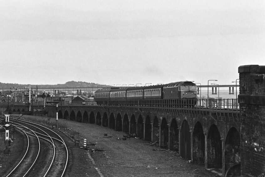 A train leaving Dundee Station. 