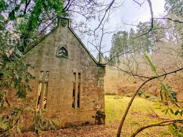 Abandoned Aldbar Chapel. 