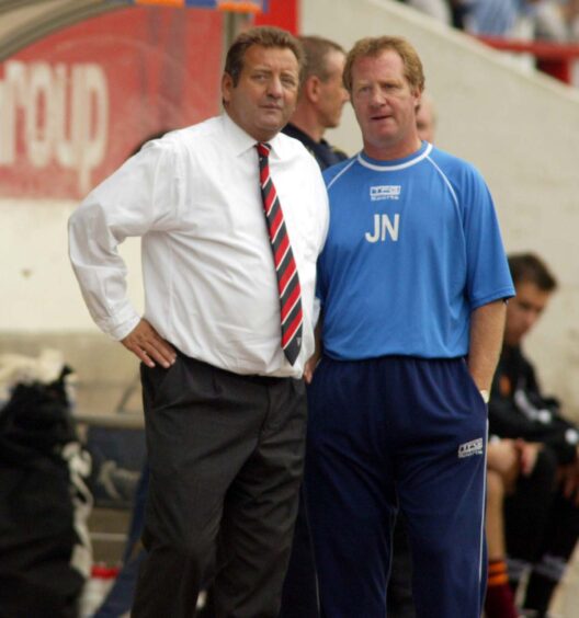 Jimmy Calderwood alongside Jimmy Nicholl at Dunfermline in 2003.