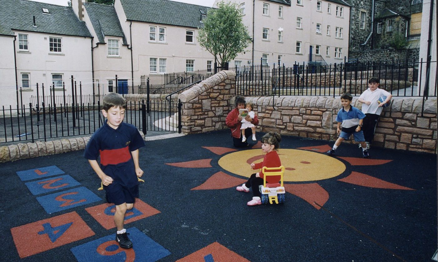 children at a playpark in the Top of the Town area in Stirling in July 1999