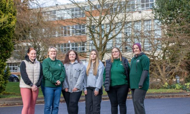 SRUC Elmwood students L-R) Nikkitta Clark, Lizzie Galloway, Ellie Richardson, Sarah Wilson, Catherine Stewart, and Ashley Cramb outside Elmwood College in Cupar