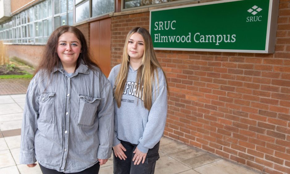 Elmwood animal care students Ellie Richardson, left and Sarah Wilson