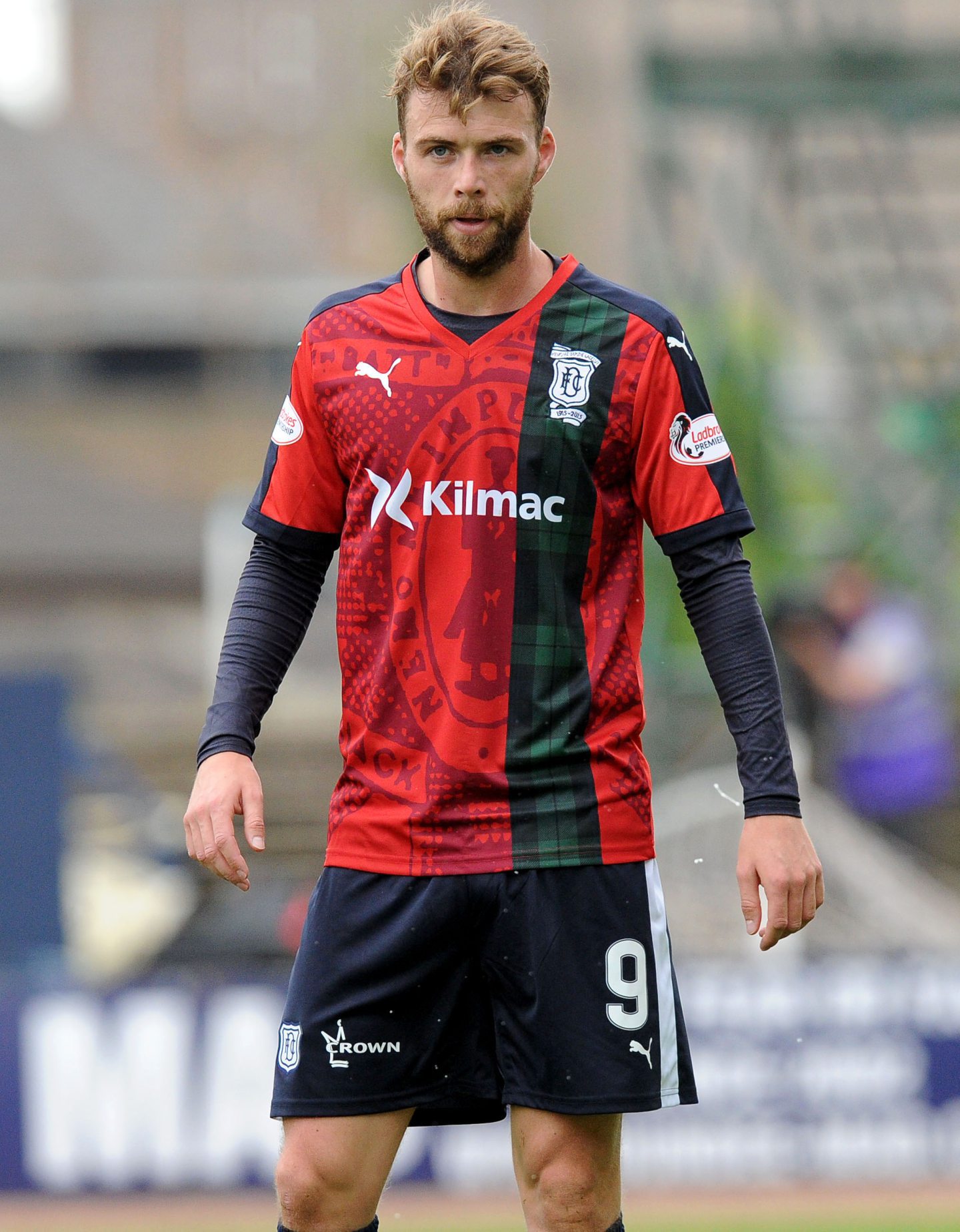 Rory Loy in a special edition Black Watch change kit in 2015. 