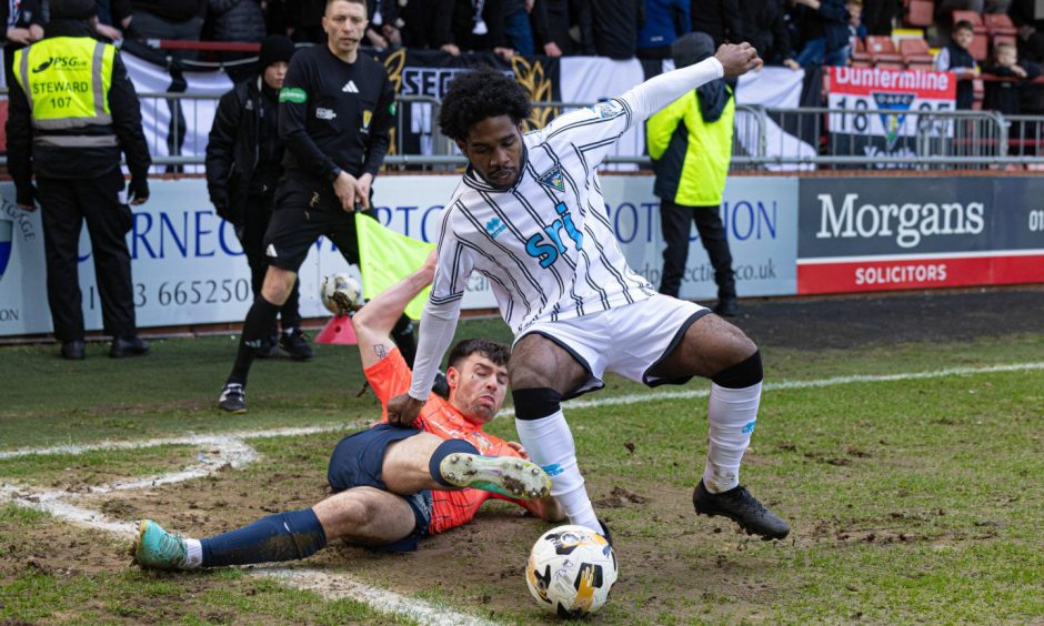 Andre Raymond in action during his debut for Dunfermline Athletic FC.