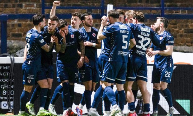 Raith Rovers celebrate Paul Hanlon's goal to make it 2-0 against Dunfermline Athletic.