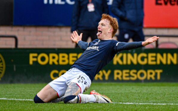 Simon Murray in celebration mode at Tannadice. Image: Euan Cherry/SNS