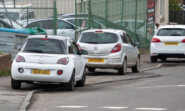 Pavement parking rules have been in force in Dundee since February 2024. Image: Kim Cessford/DC Thomson