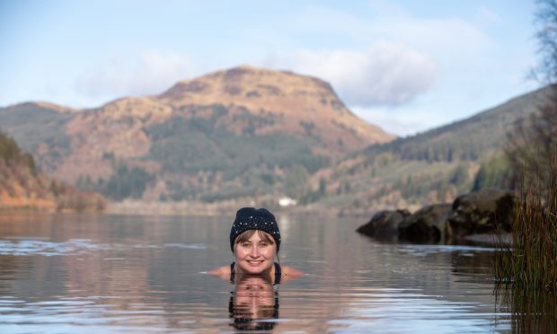 Rebecca takes a dip in Loch Lubnaig near Callander. Image: Kenny Smith/DC Thomson.