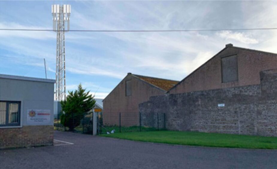 Montrose mobile phone mast planning application.