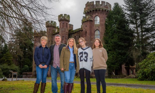 CR0051669 - Cheryl Peebles Story  - Perthshire area  - My Family feature: Tracey Beaton and partner Rob bought and renovated Culdees Castle, where they live with their children - Picture shows, left to right is Kathleen Stewart (Tracey's mum), Robbie Beaton, Tracey Beaton, Evie (aged 14) and Ava-Grace (aged 10) --  Culdees Castle, Culdees Castle Estate, Muthill - Saturday 8th February 2025  - Image: Steve MacDougall/DC Thomson