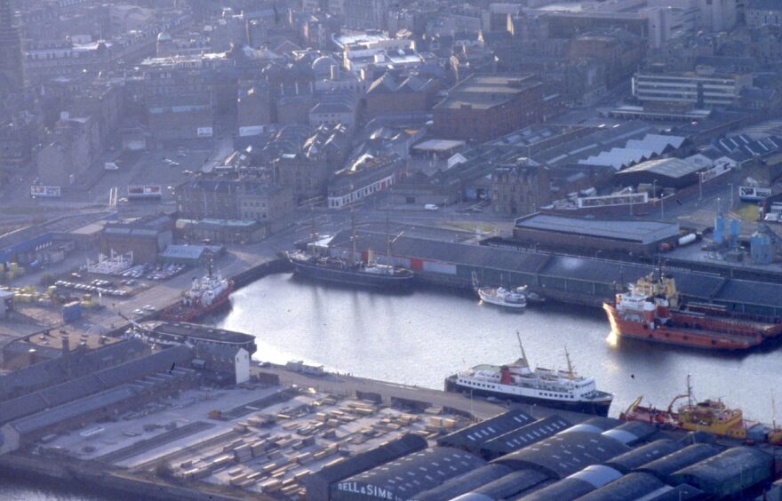 an aerial photo of Dundee Harbour in 1988. 