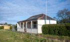 The former bowling green and pavilion in Orchar Park. Image: Kim Cessford/DC Thomson.