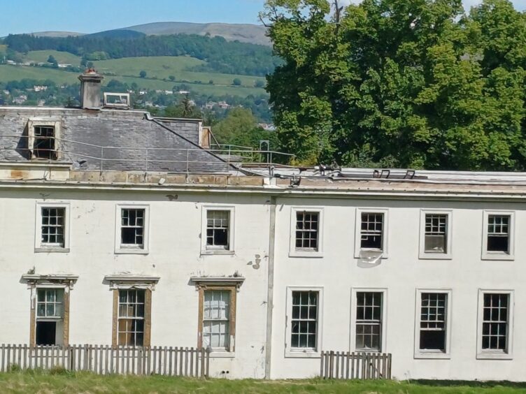 Decaying Craigforth House
