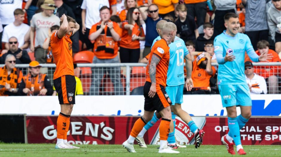 Anguish is write large among the Dundee United players