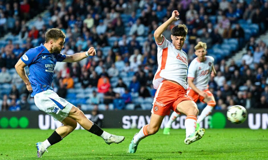 Raskin makes it 3-1 for Rangers