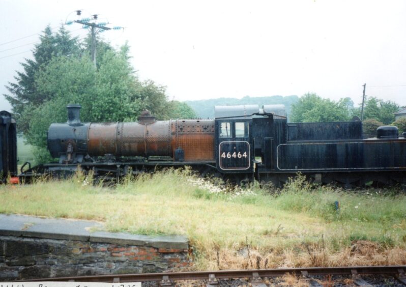 The locomotive during work at Bridge of Dun.