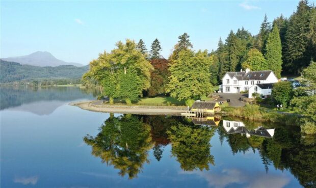 Altskeith , between Aberfoyle and Kinlochard, is for sale.